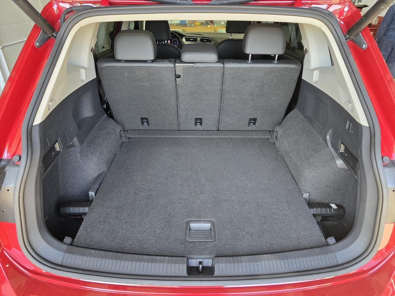 2019 Volkswagen Tiguan Highline 4MOTION Photo