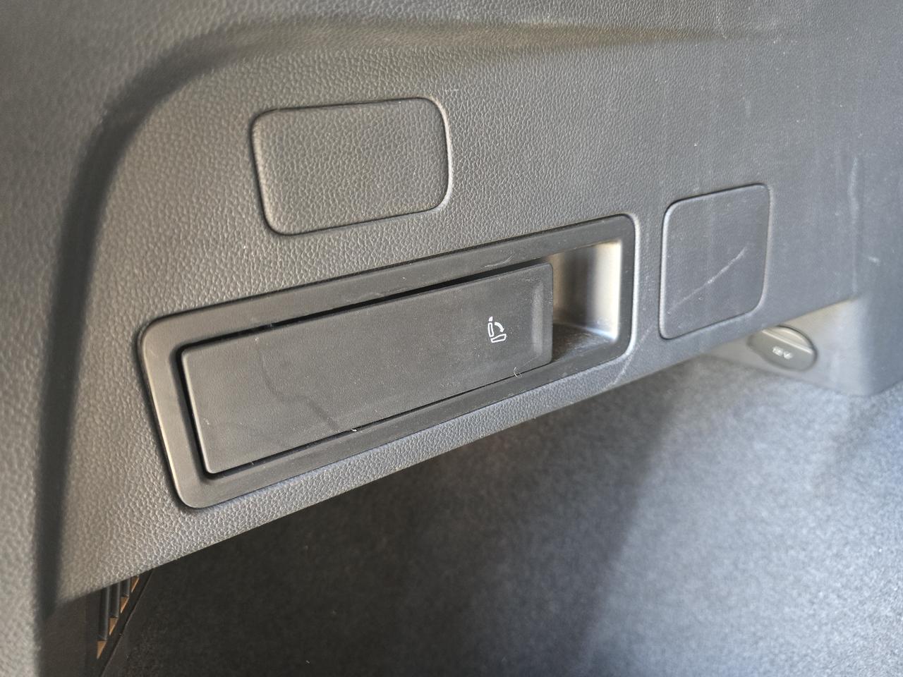 2019 Volkswagen Tiguan Highline 4MOTION Photo