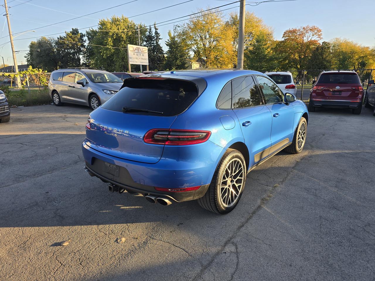 2015 Porsche Macan S Photo