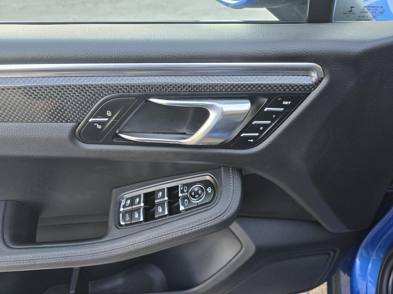 2015 Porsche Macan S Photo