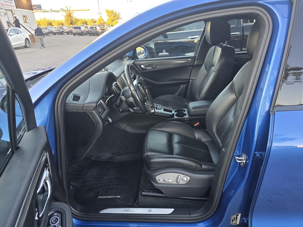 2015 Porsche Macan S Photo