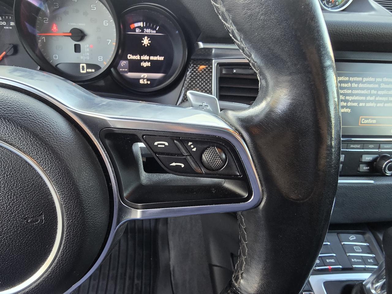 2015 Porsche Macan S Photo