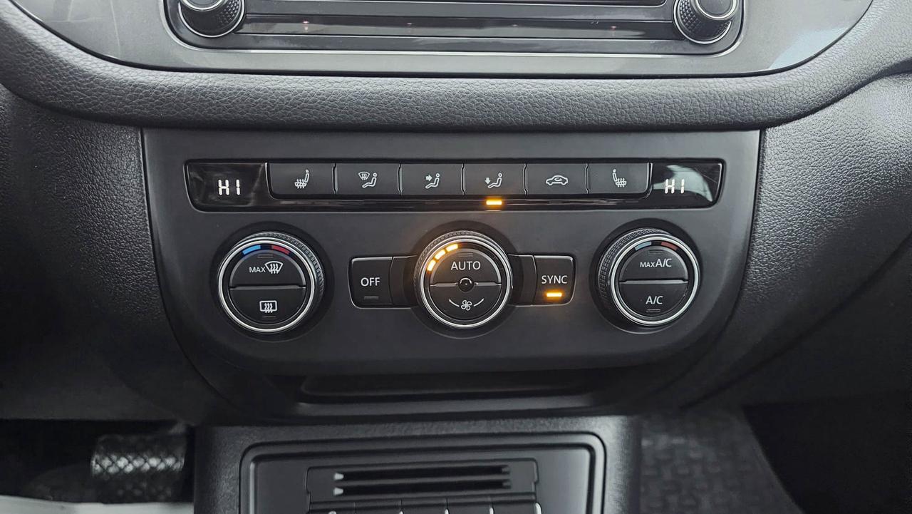 2017 Volkswagen Tiguan COMFORTLINE Photo