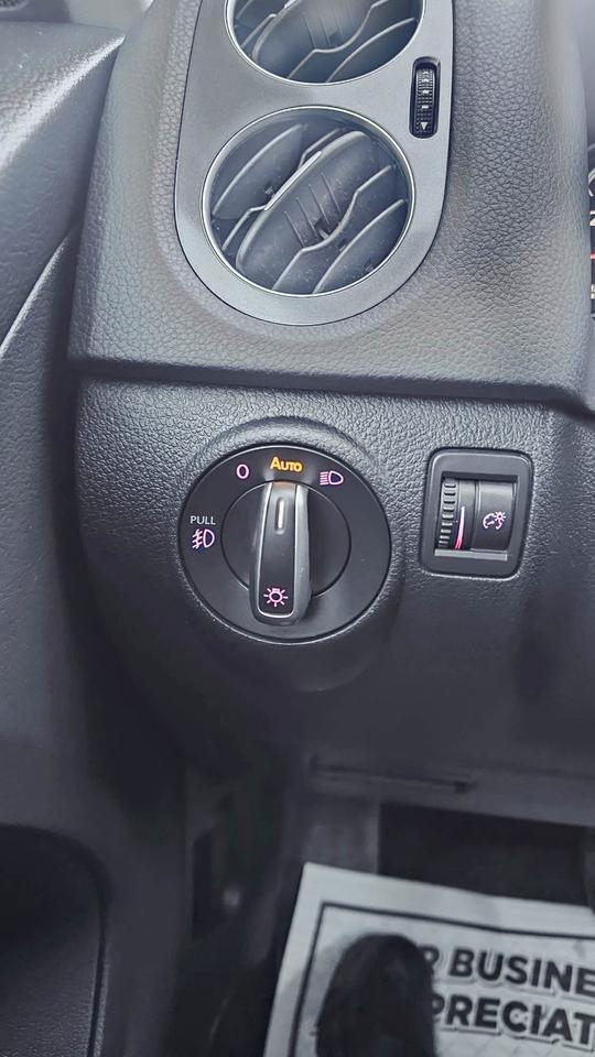 2017 Volkswagen Tiguan COMFORTLINE Photo