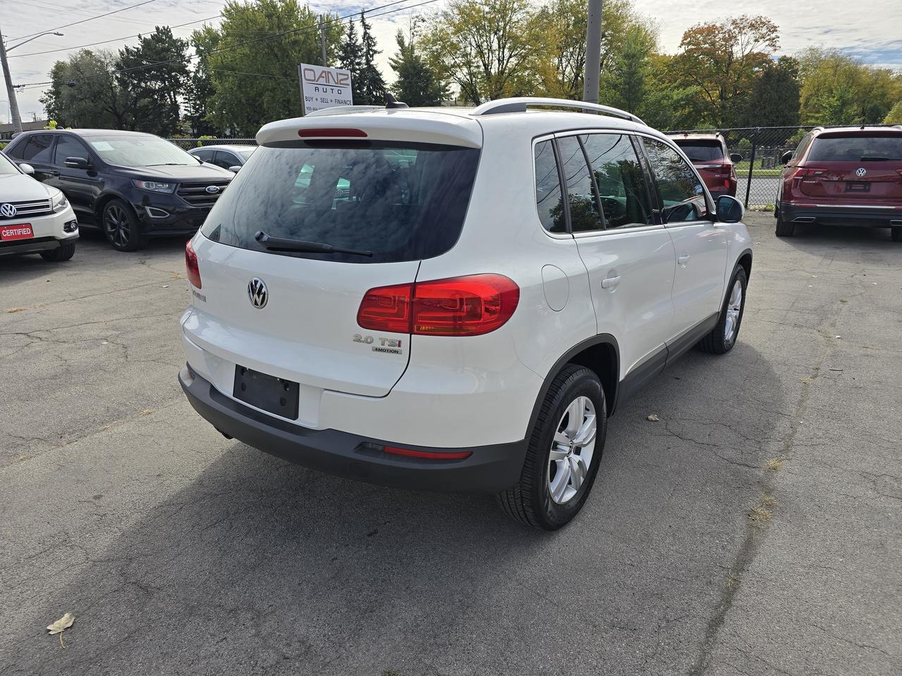 2014 Volkswagen Tiguan S Photo