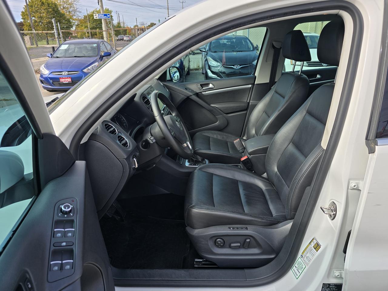 2014 Volkswagen Tiguan S Photo