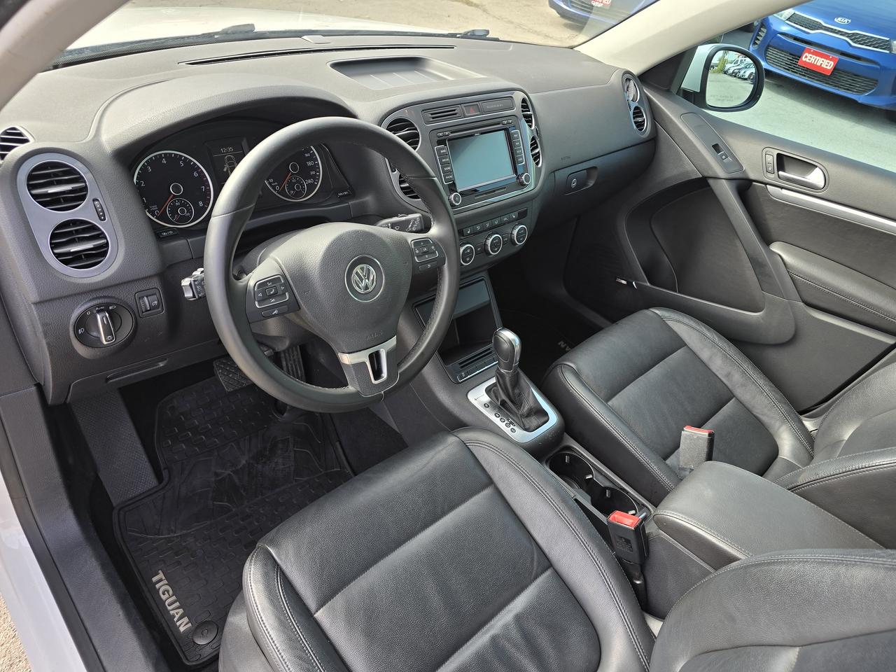 2014 Volkswagen Tiguan S Photo