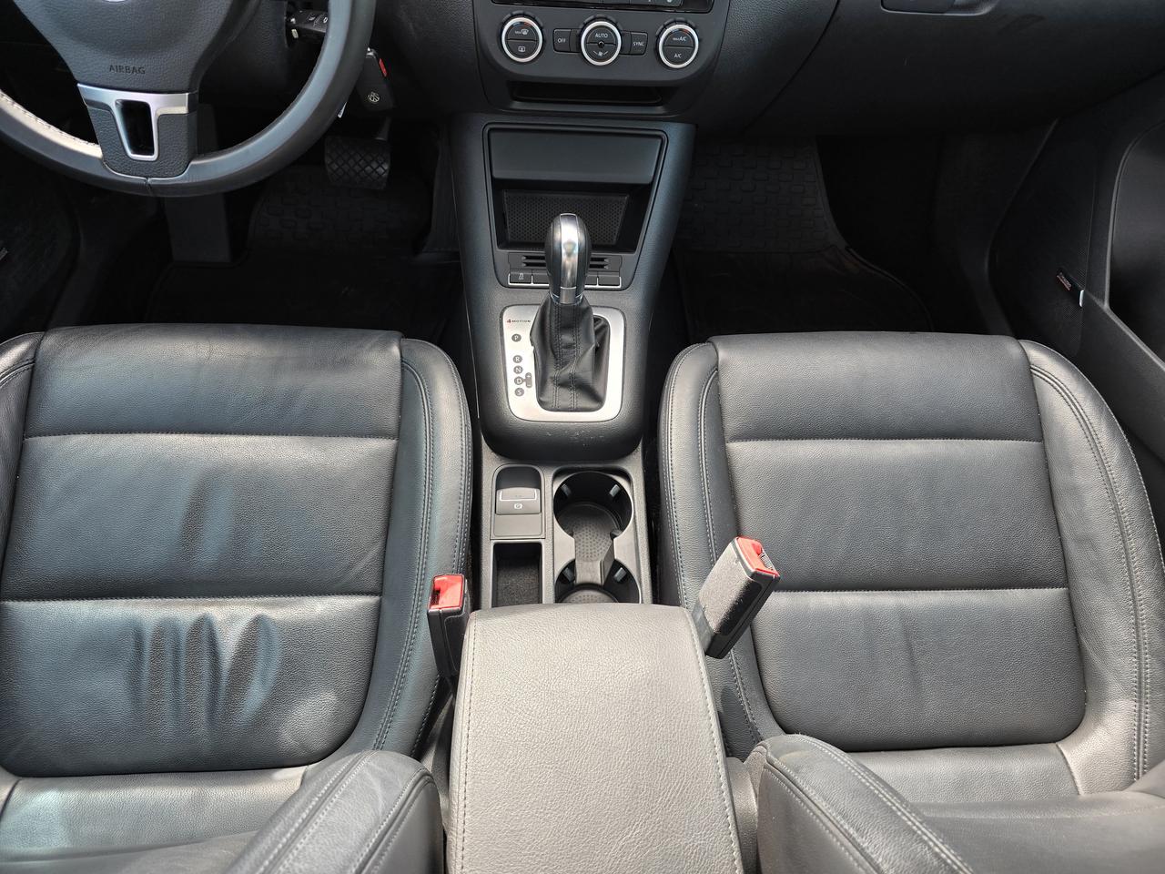 2014 Volkswagen Tiguan S Photo