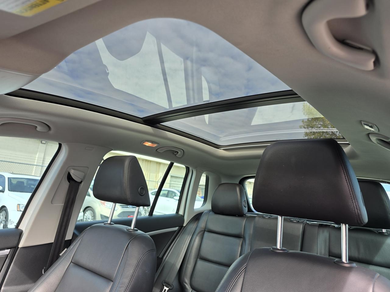 2014 Volkswagen Tiguan S Photo