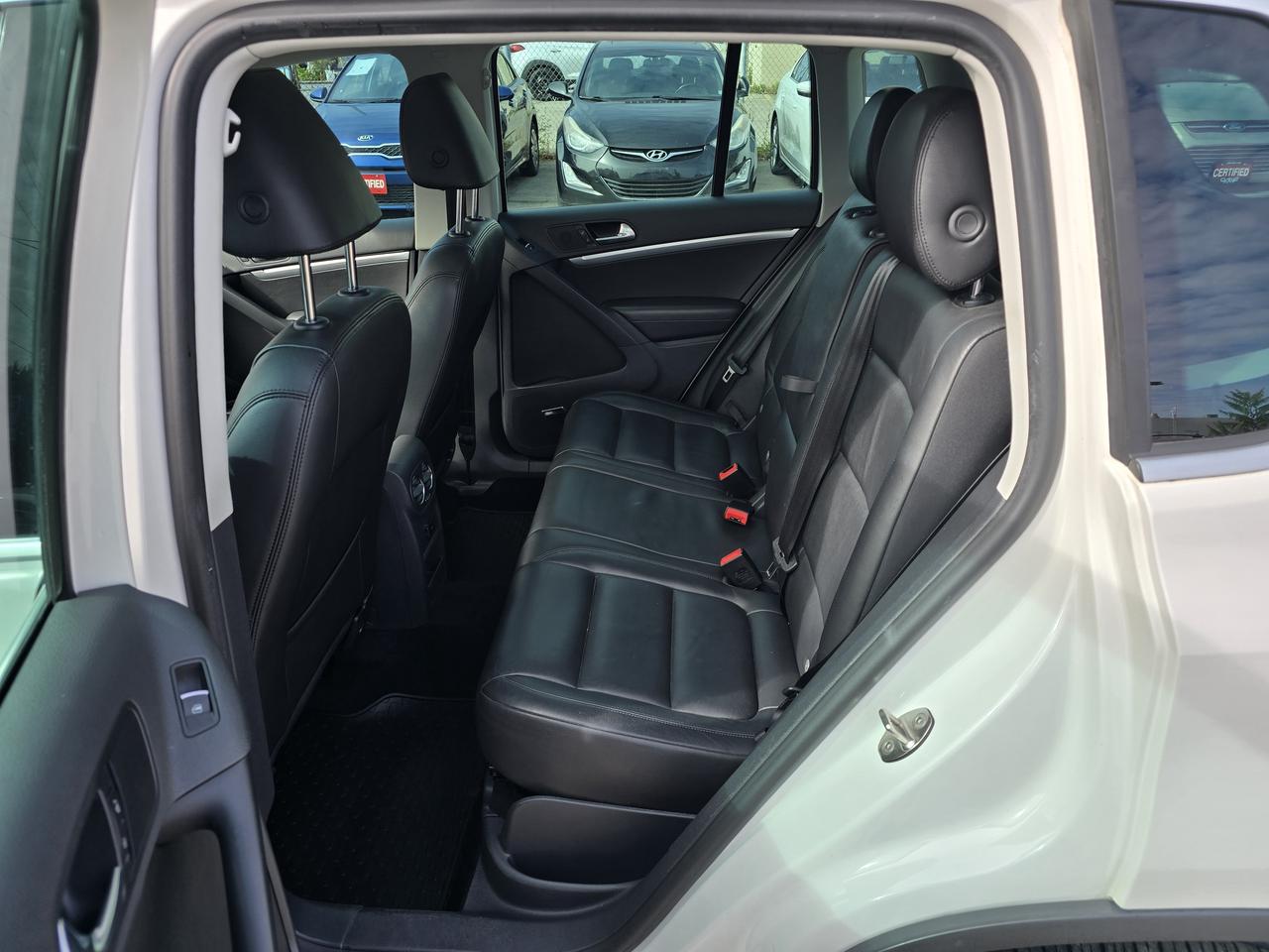 2014 Volkswagen Tiguan S Photo