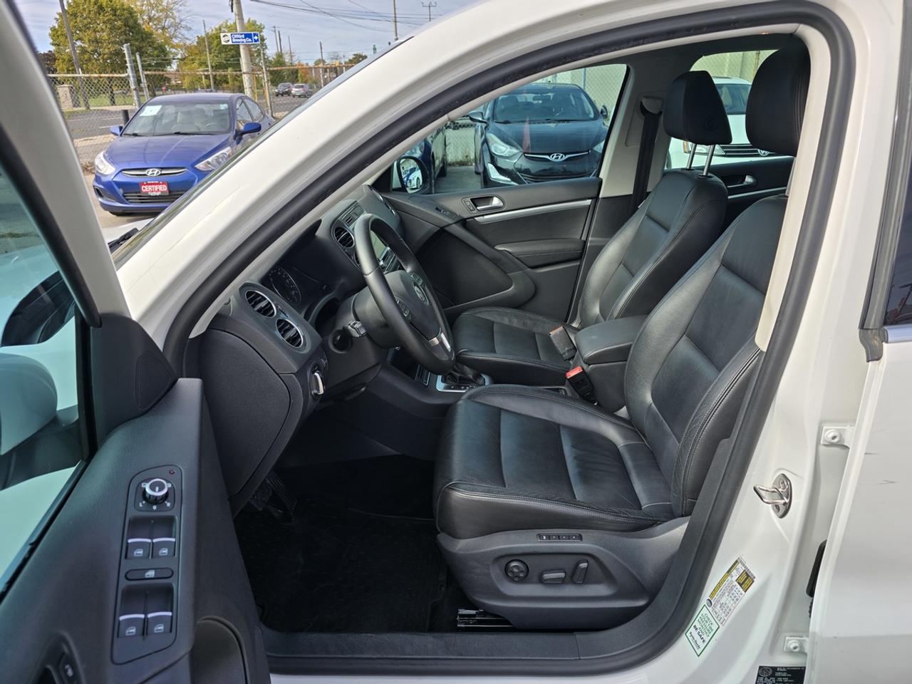 2014 Volkswagen Tiguan S Photo