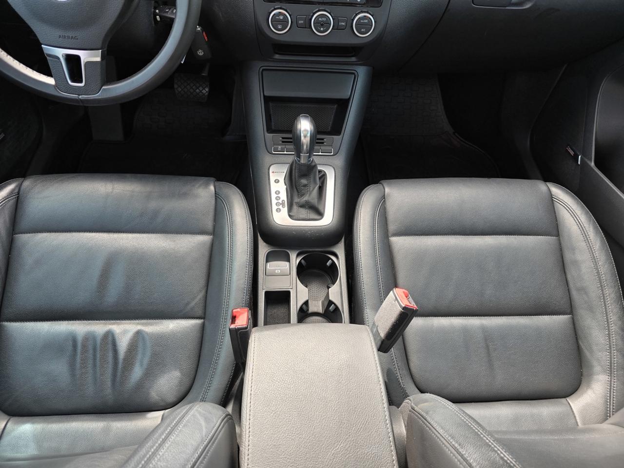 2014 Volkswagen Tiguan S Photo
