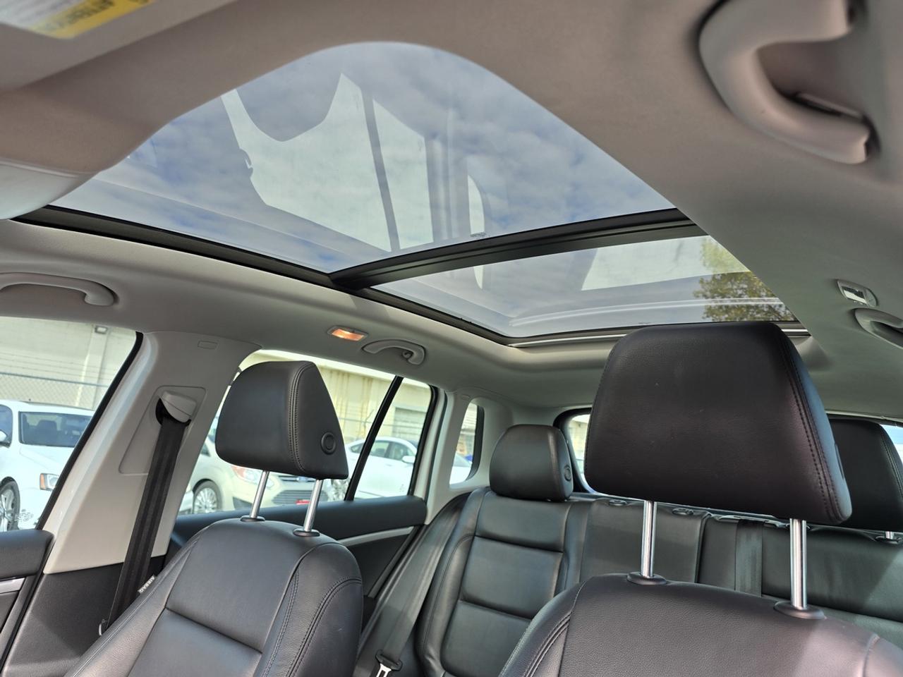 2014 Volkswagen Tiguan S Photo
