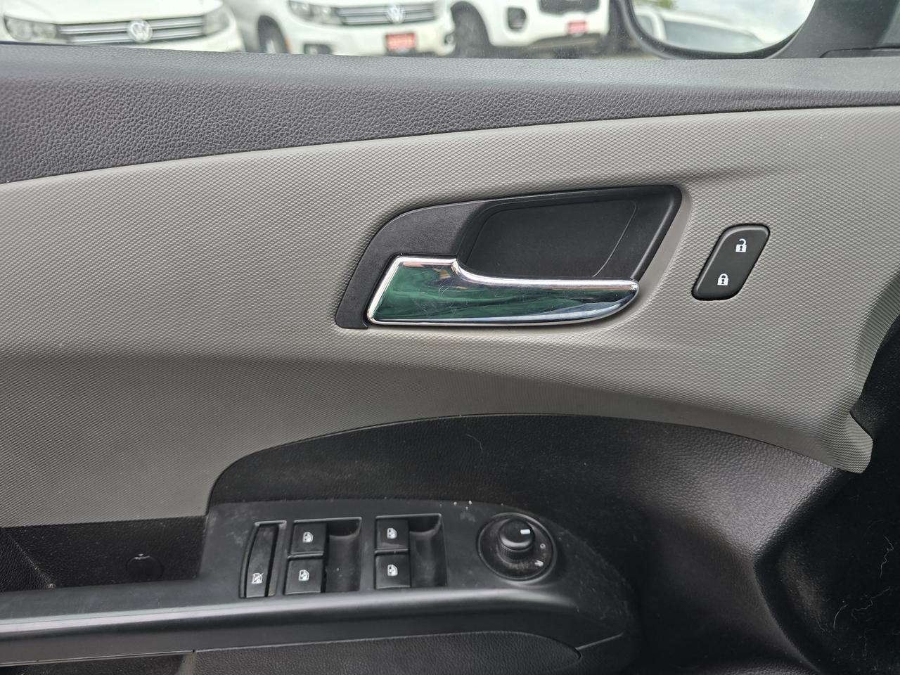 2017 Chevrolet Sonic LT Photo