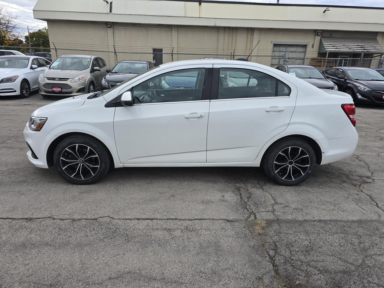 2017 Chevrolet Sonic LT Photo