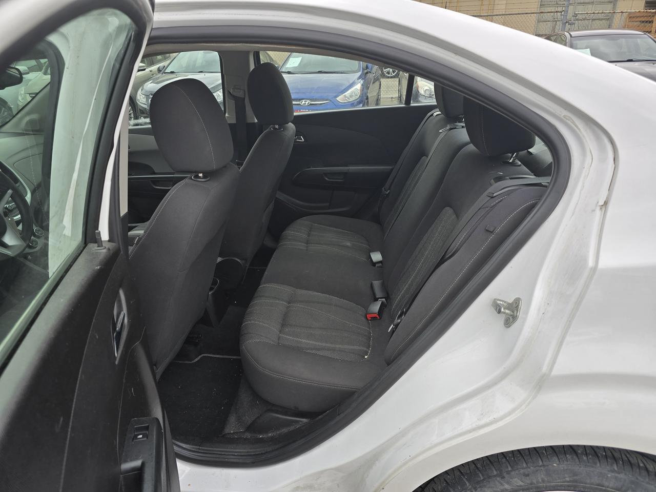 2017 Chevrolet Sonic LT Photo