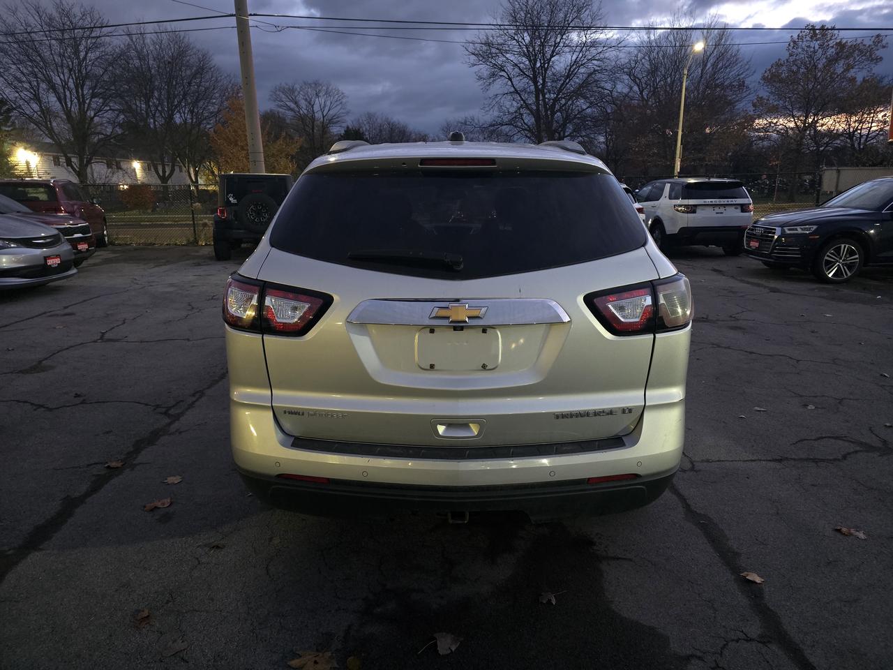 2016 Chevrolet Traverse 1LT Photo