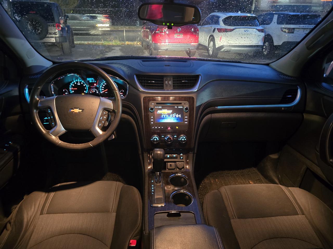 2016 Chevrolet Traverse 1LT Photo