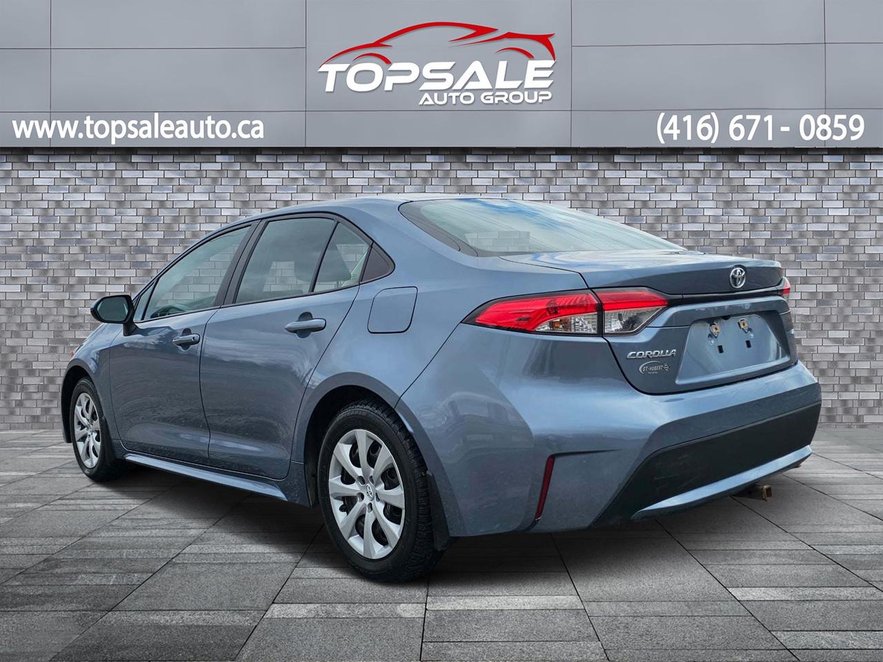 2020 Toyota Corolla LE Photo