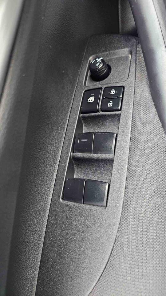 2020 Toyota Corolla LE Photo