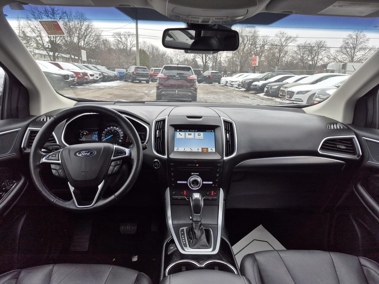 2018 Ford Edge Titanium Photo