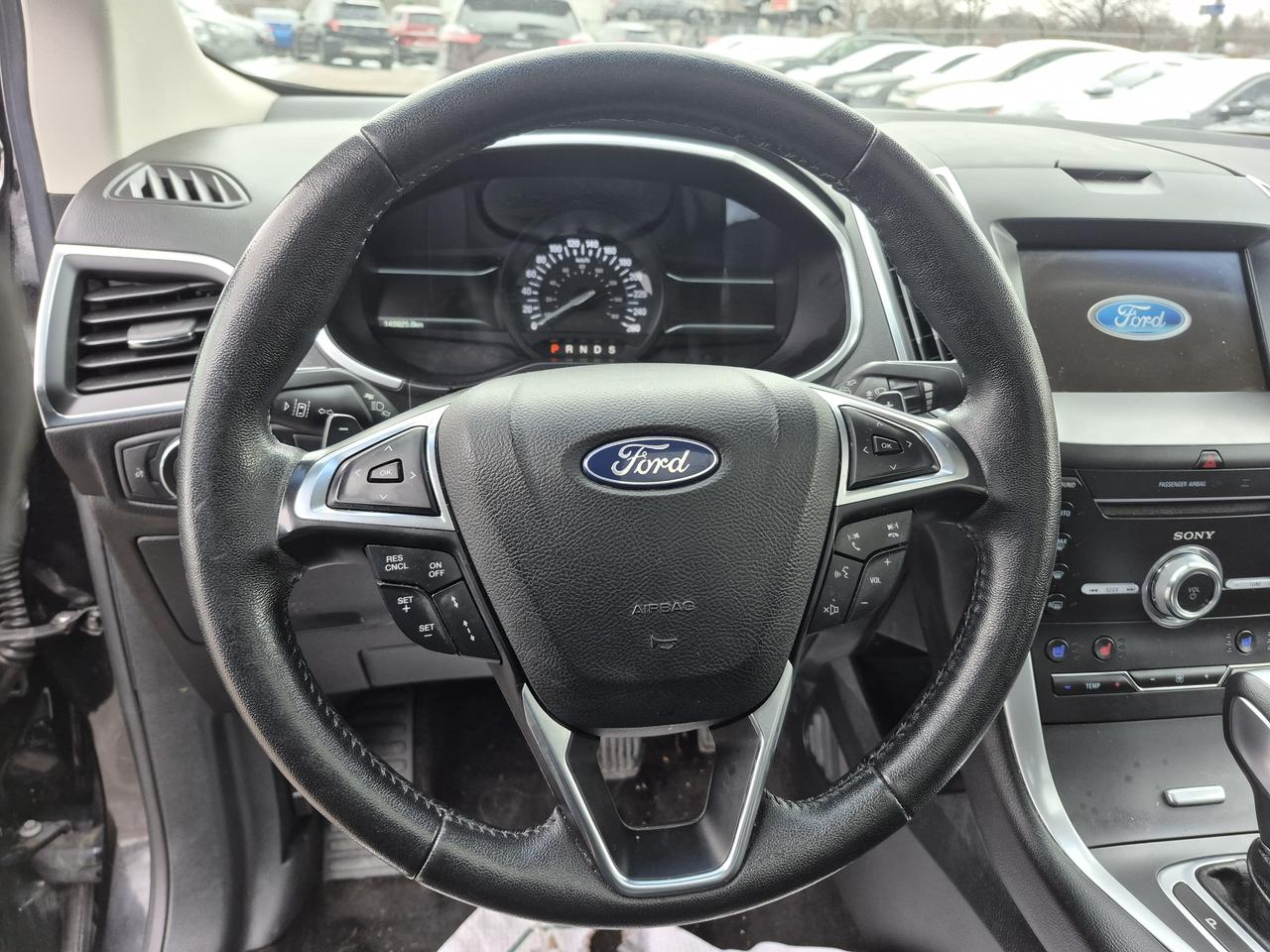 2018 Ford Edge Titanium Photo