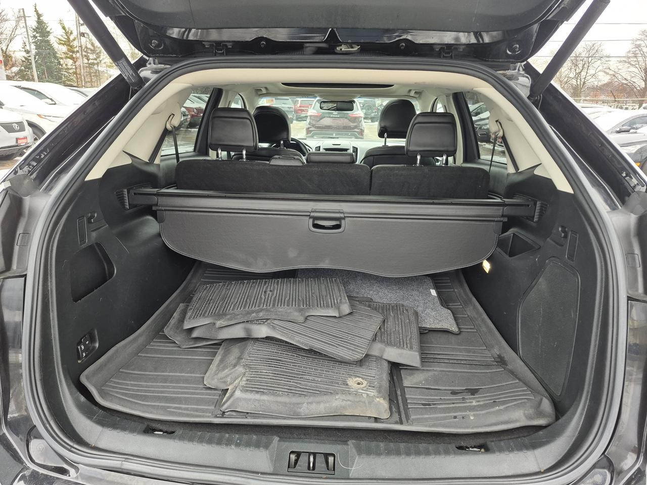 2018 Ford Edge Titanium Photo