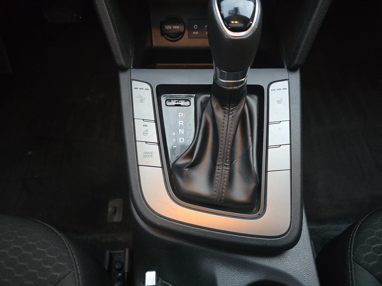 2019 Hyundai Elantra Limited Photo