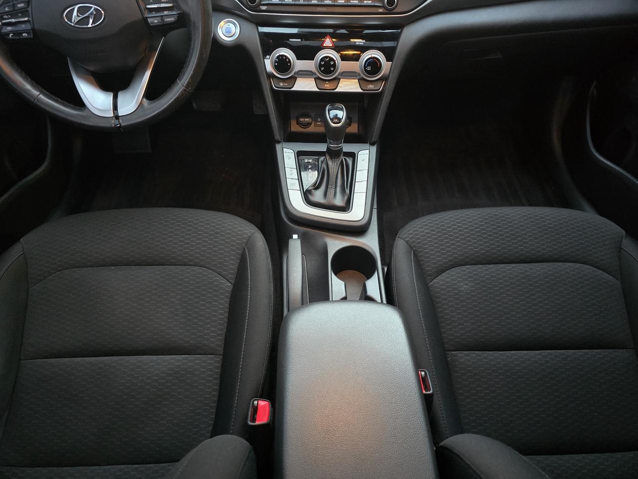 2019 Hyundai Elantra Limited Photo