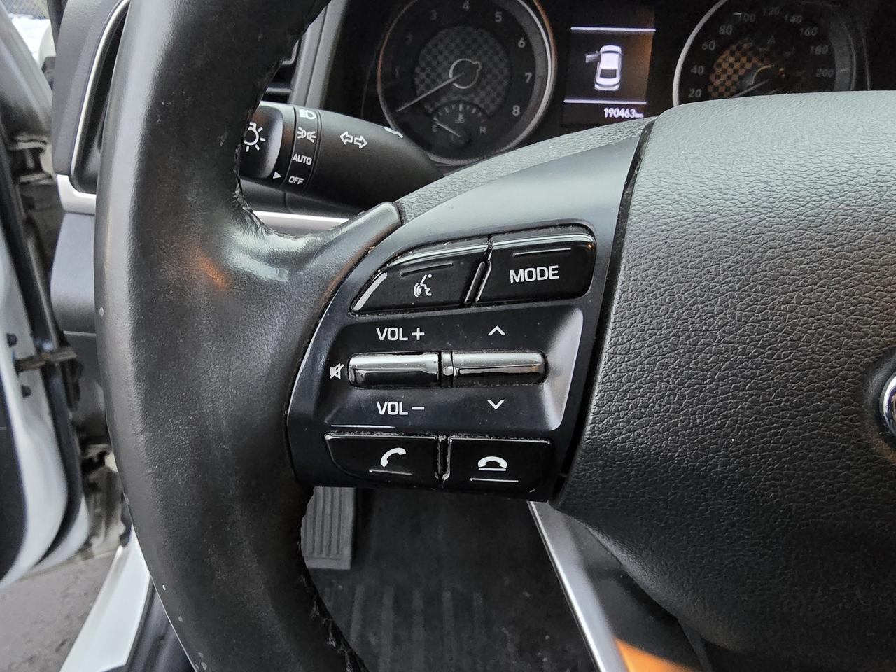 2019 Hyundai Elantra Limited Photo