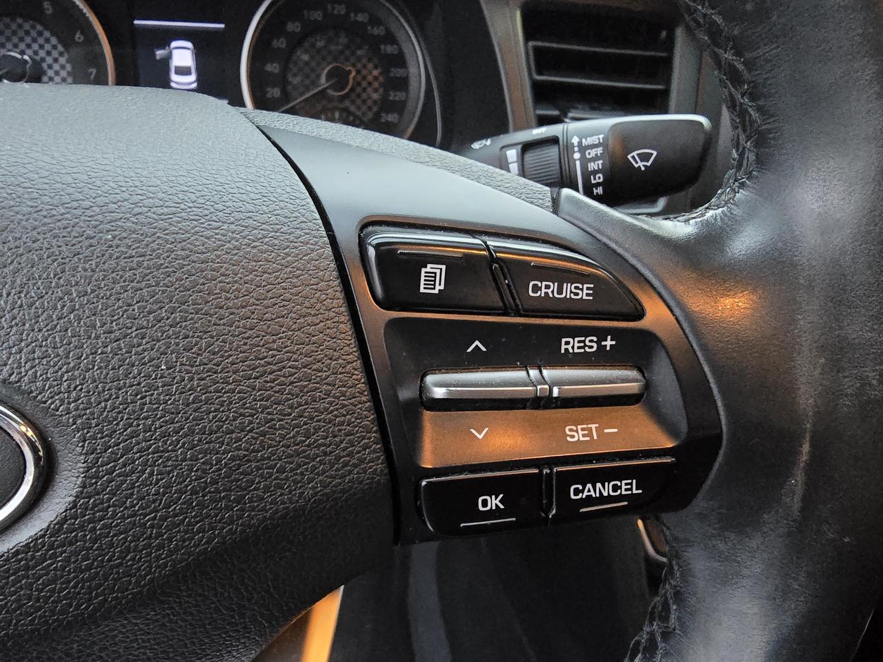 2019 Hyundai Elantra Limited Photo