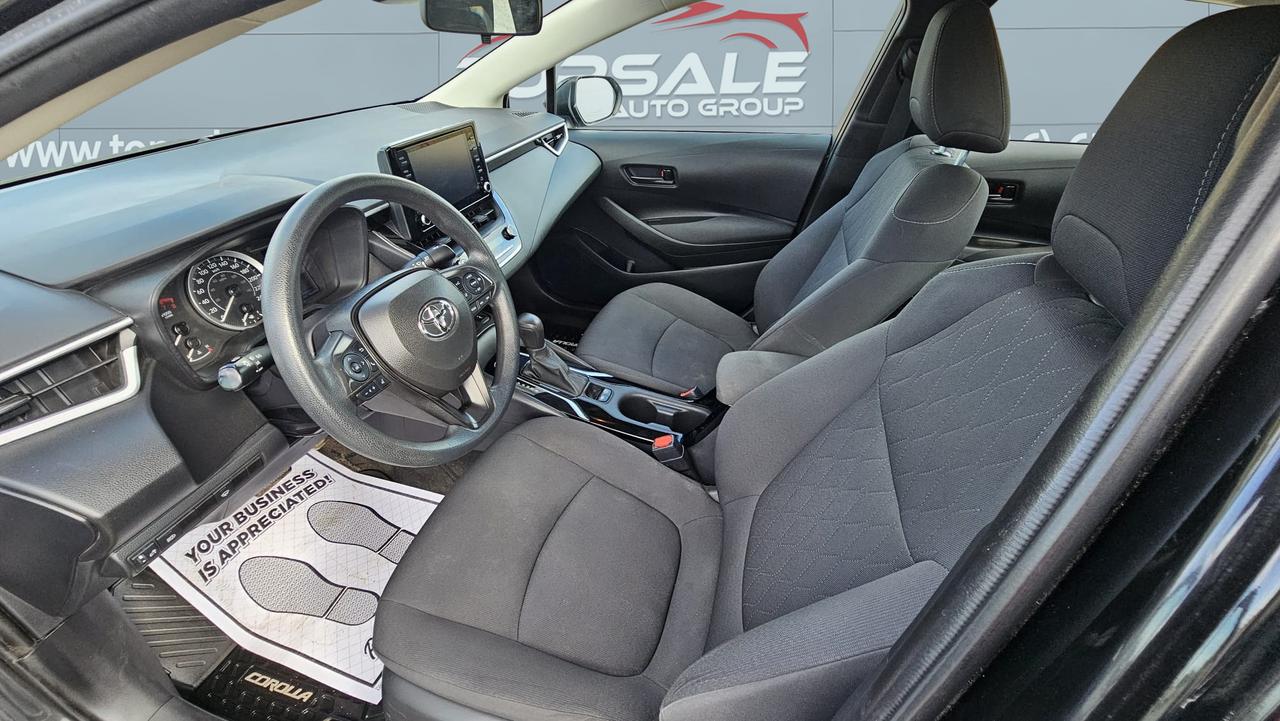2022 Toyota Corolla LE Photo