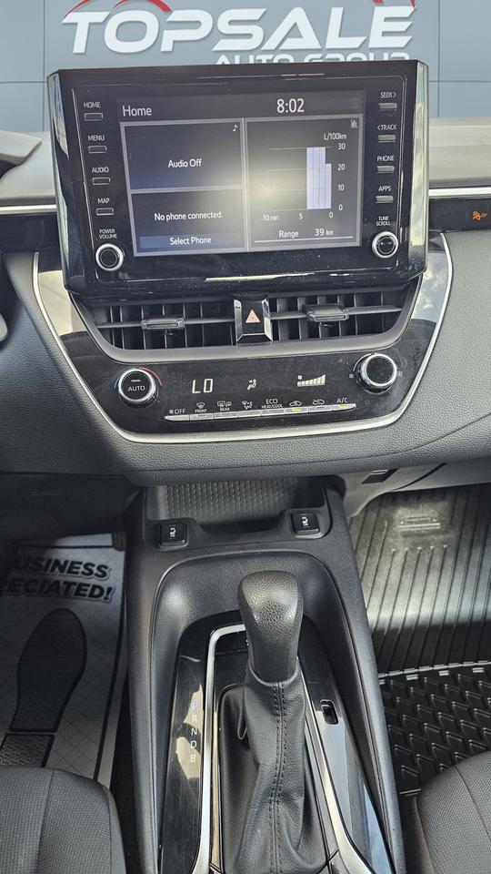 2022 Toyota Corolla LE Photo