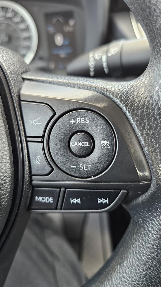 2022 Toyota Corolla LE Photo