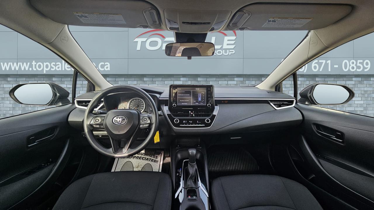 2022 Toyota Corolla LE Photo