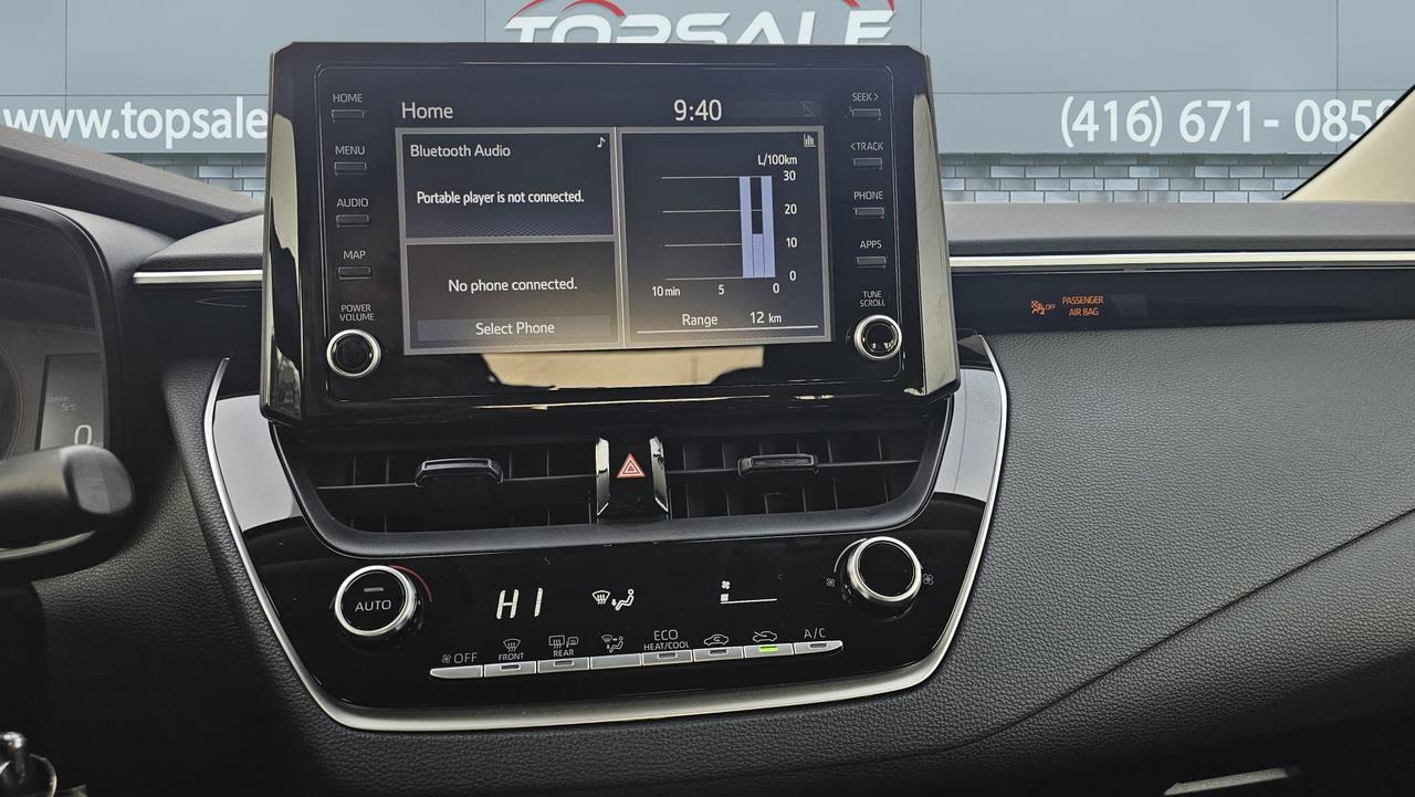 2022 Toyota Corolla LE Photo