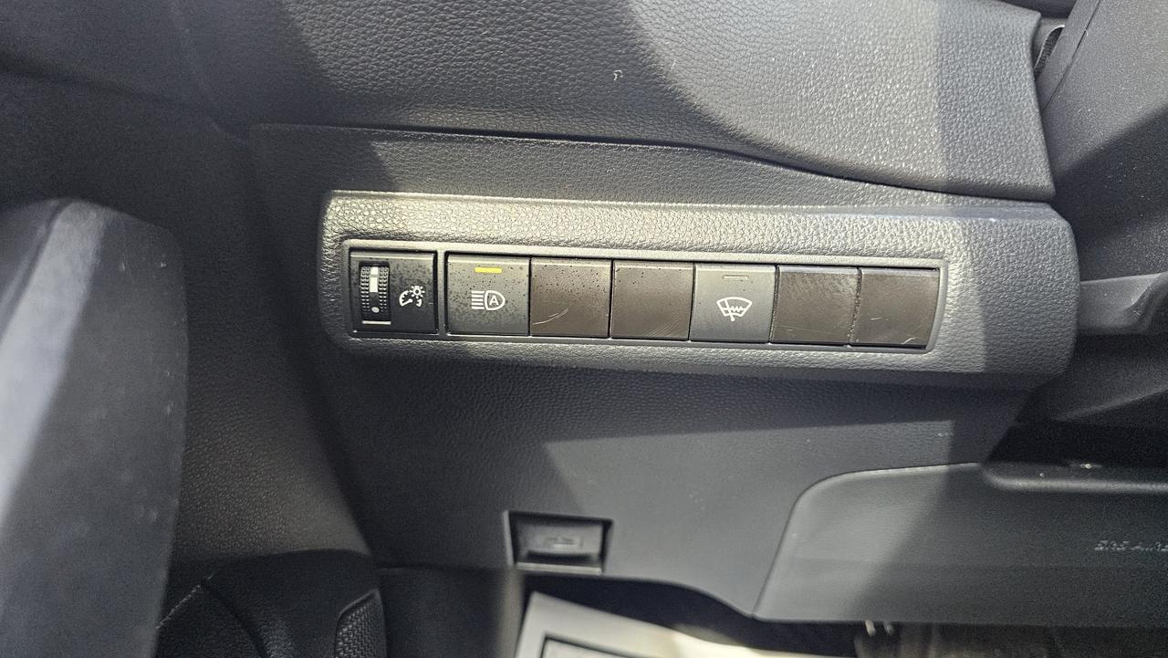 2022 Toyota Corolla LE Photo