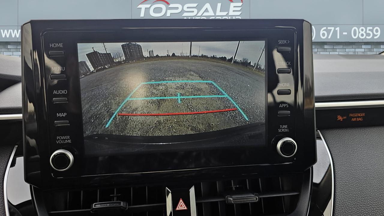 2022 Toyota Corolla LE Photo