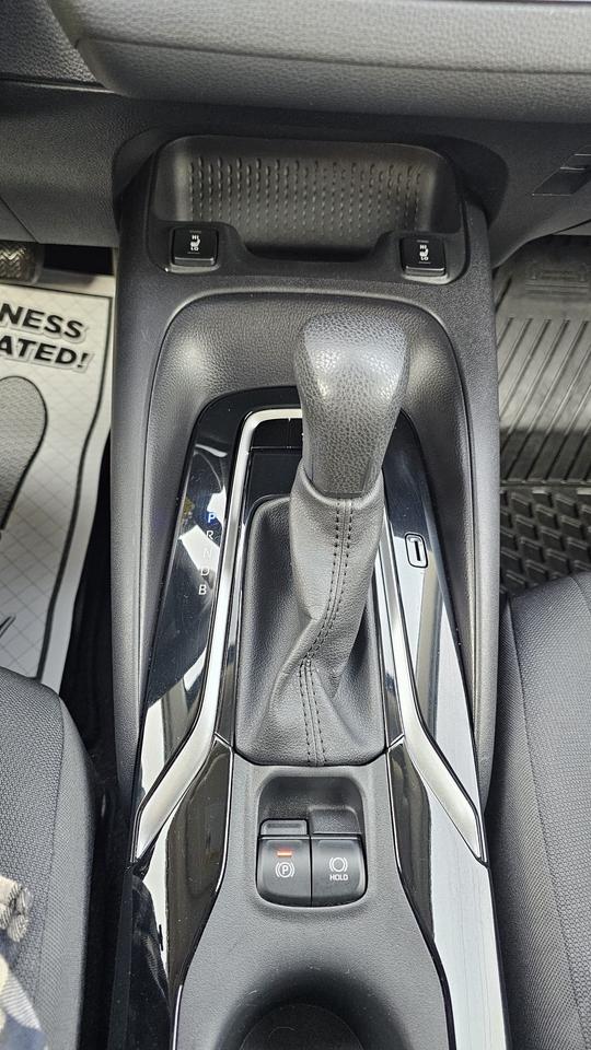 2022 Toyota Corolla LE Photo