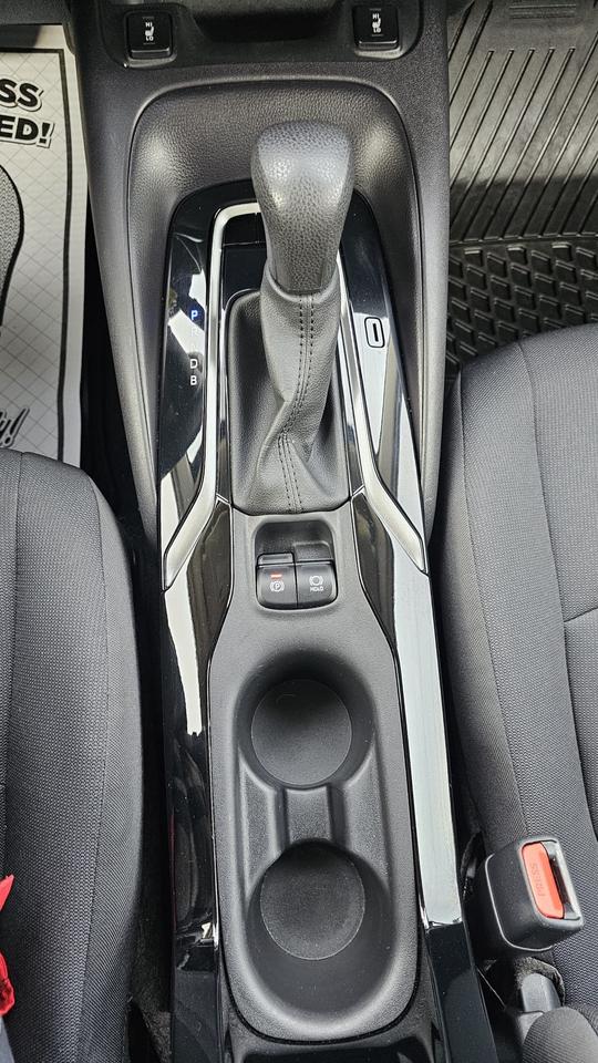 2022 Toyota Corolla LE Photo
