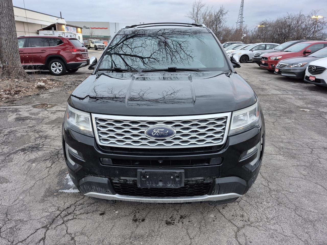 2017 Ford Explorer Platinum Photo