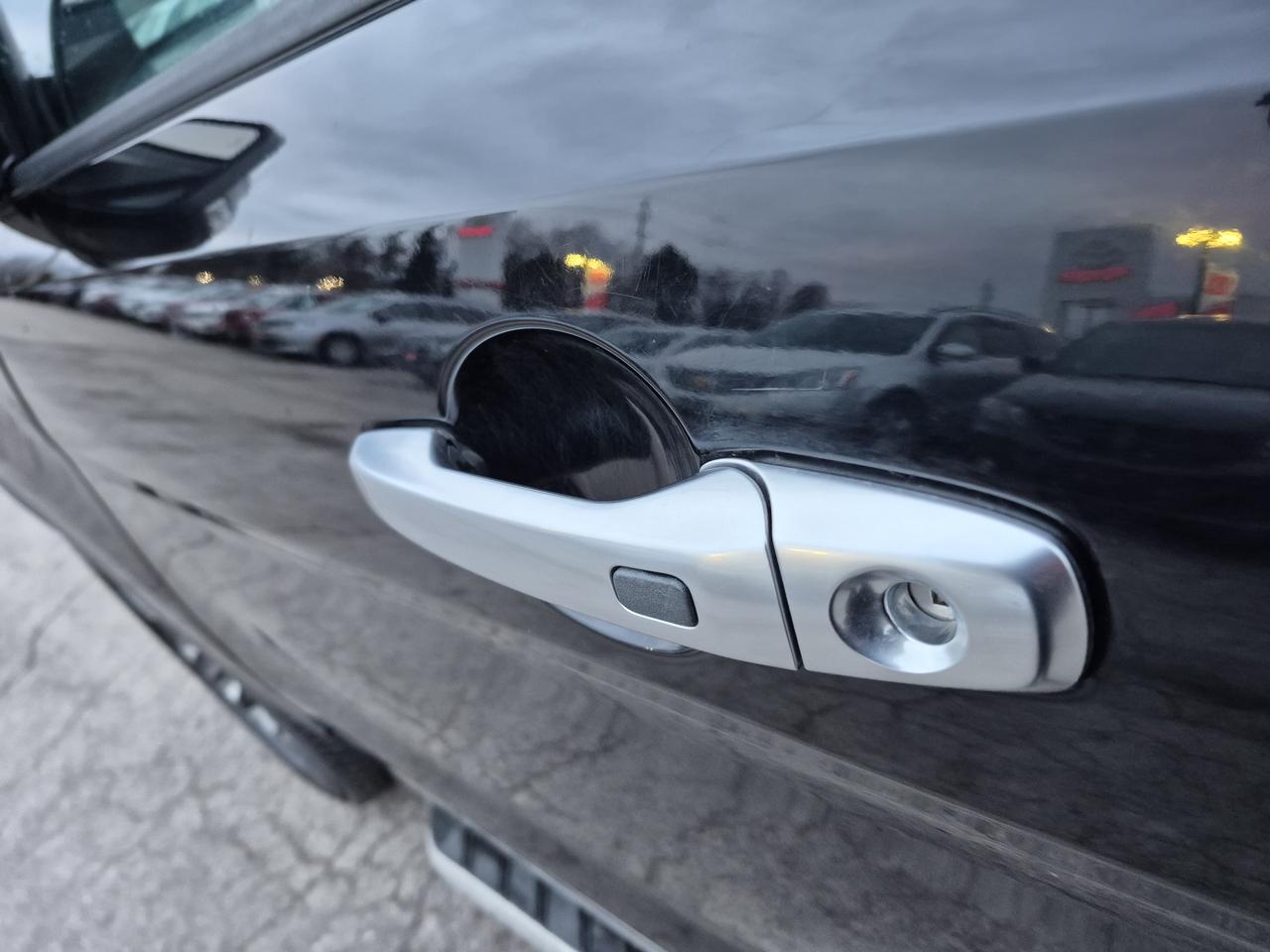 2017 Ford Explorer Platinum Photo