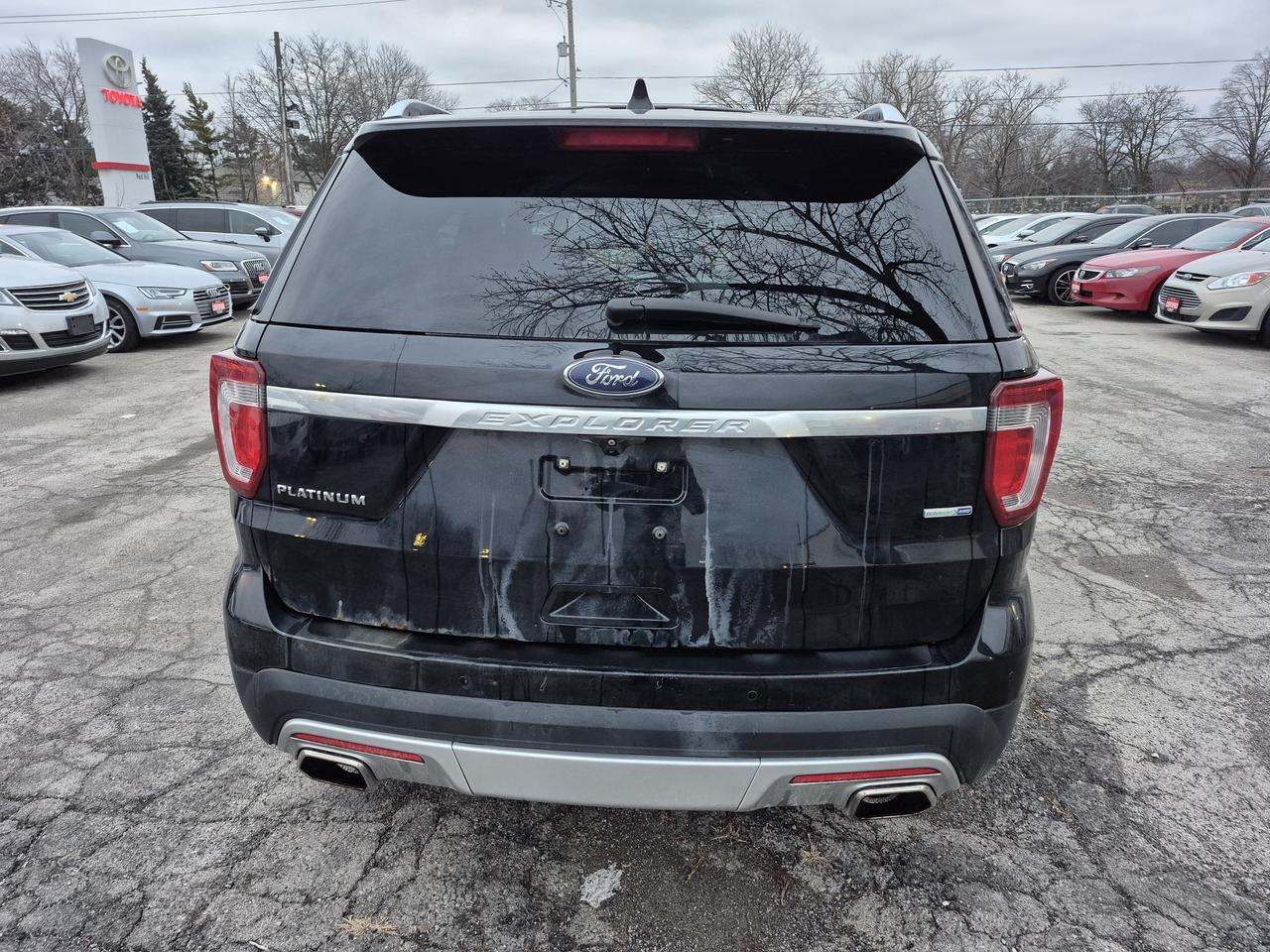 2017 Ford Explorer Platinum Photo