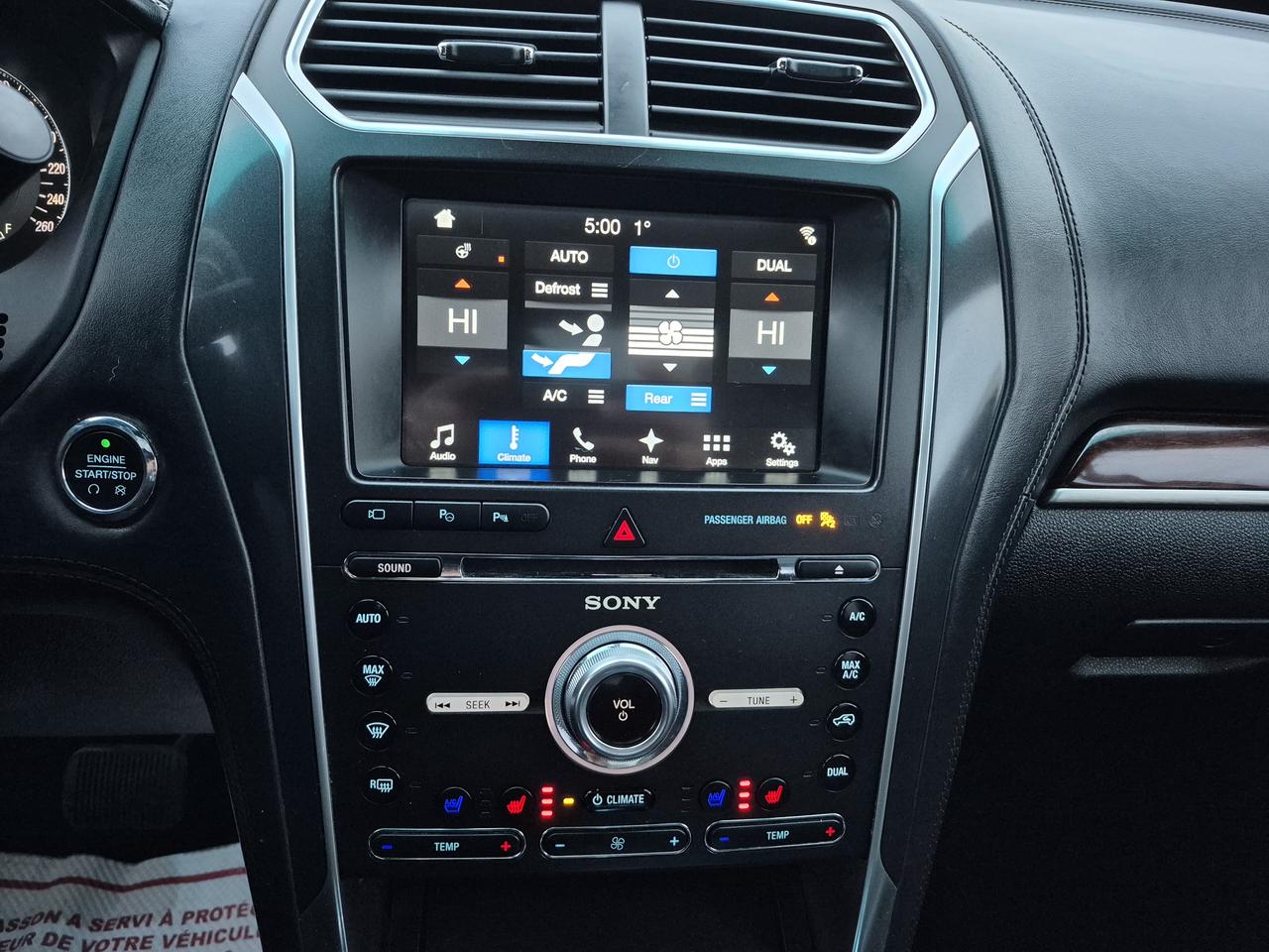 2017 Ford Explorer Platinum Photo