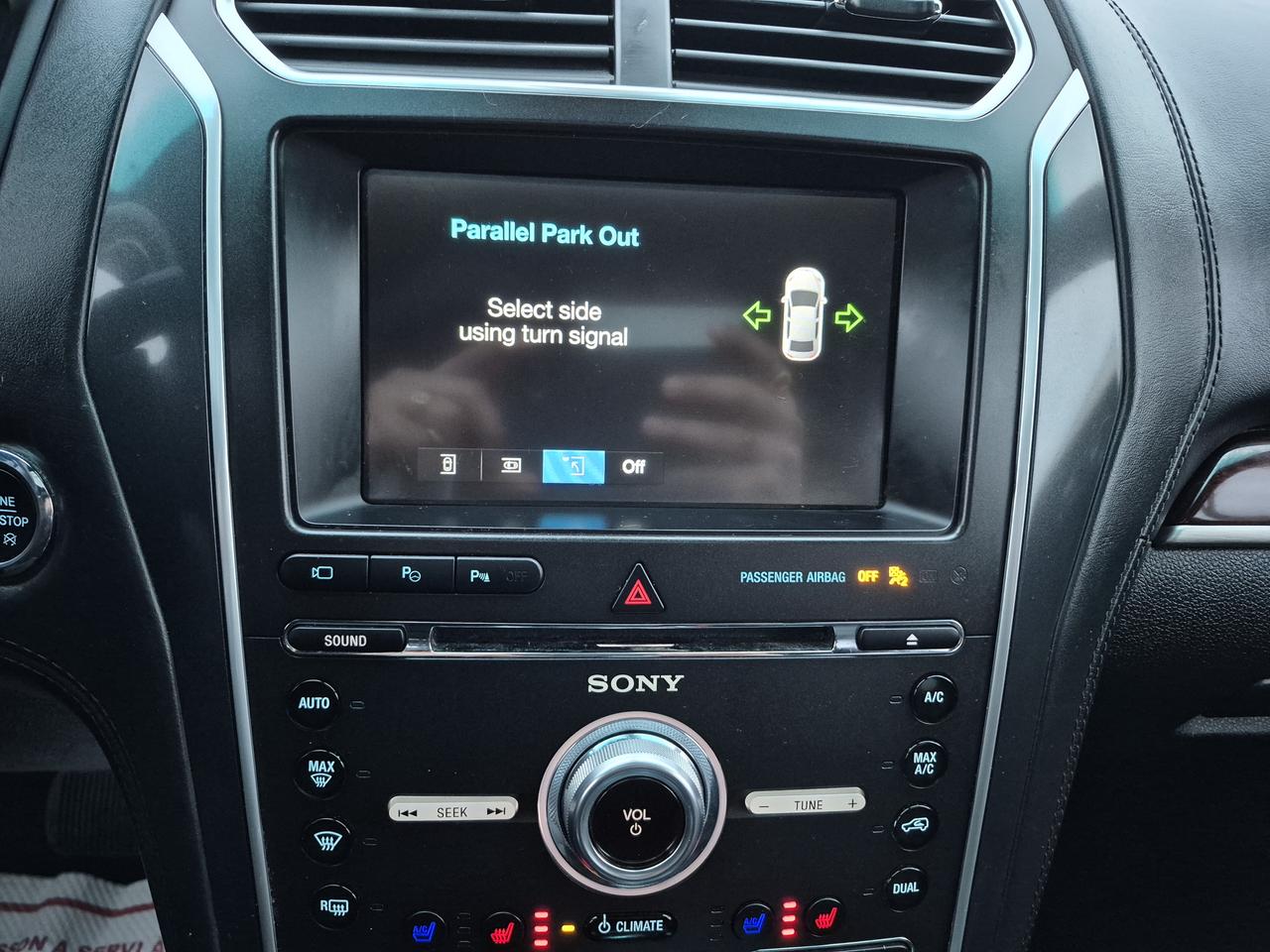 2017 Ford Explorer Platinum Photo