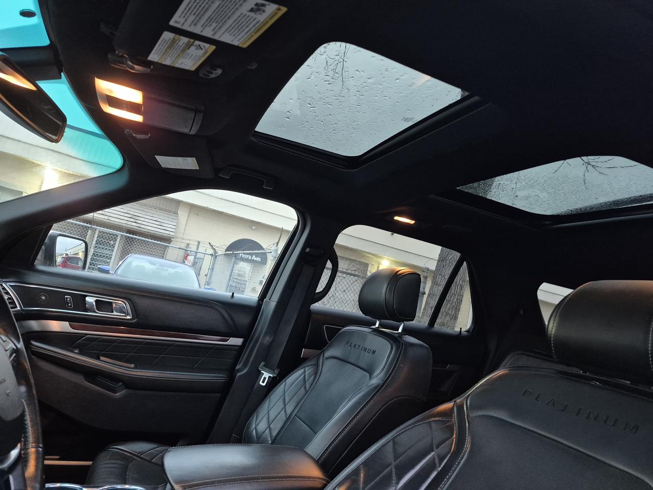 2017 Ford Explorer Platinum Photo