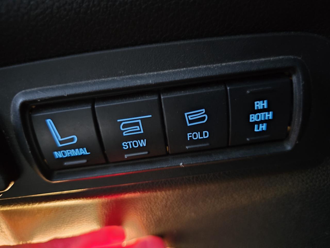 2017 Ford Explorer Platinum Photo