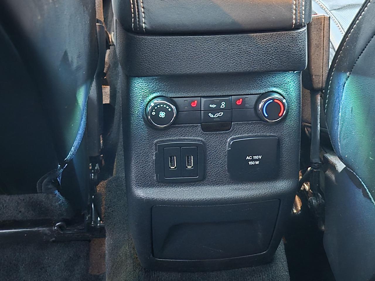 2017 Ford Explorer Platinum Photo