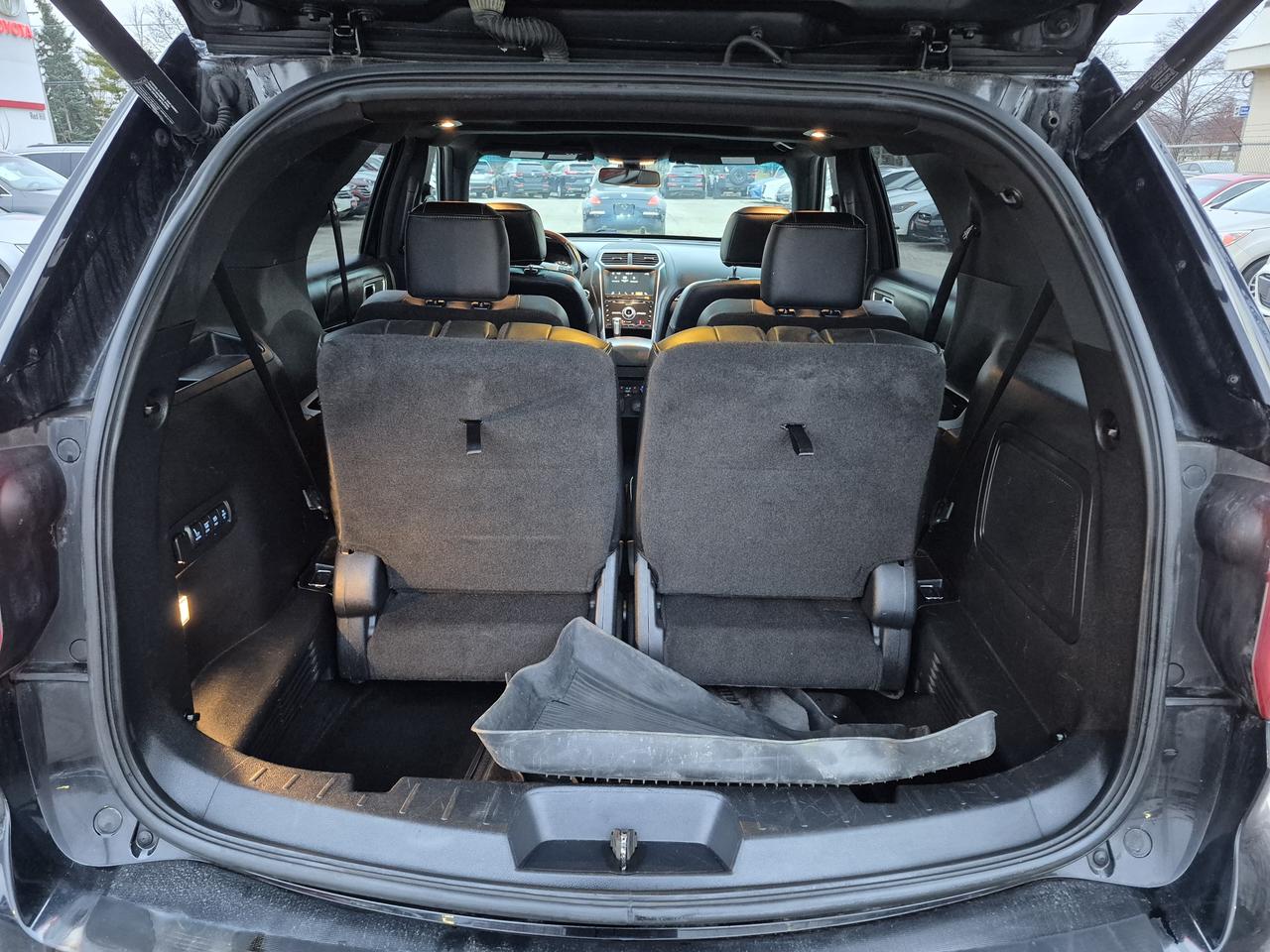 2017 Ford Explorer Platinum Photo