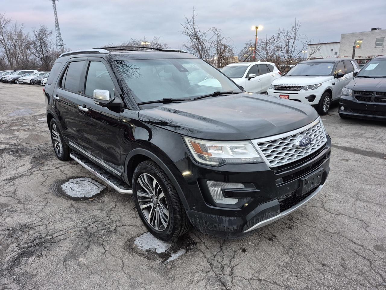 2017 Ford Explorer Platinum Photo